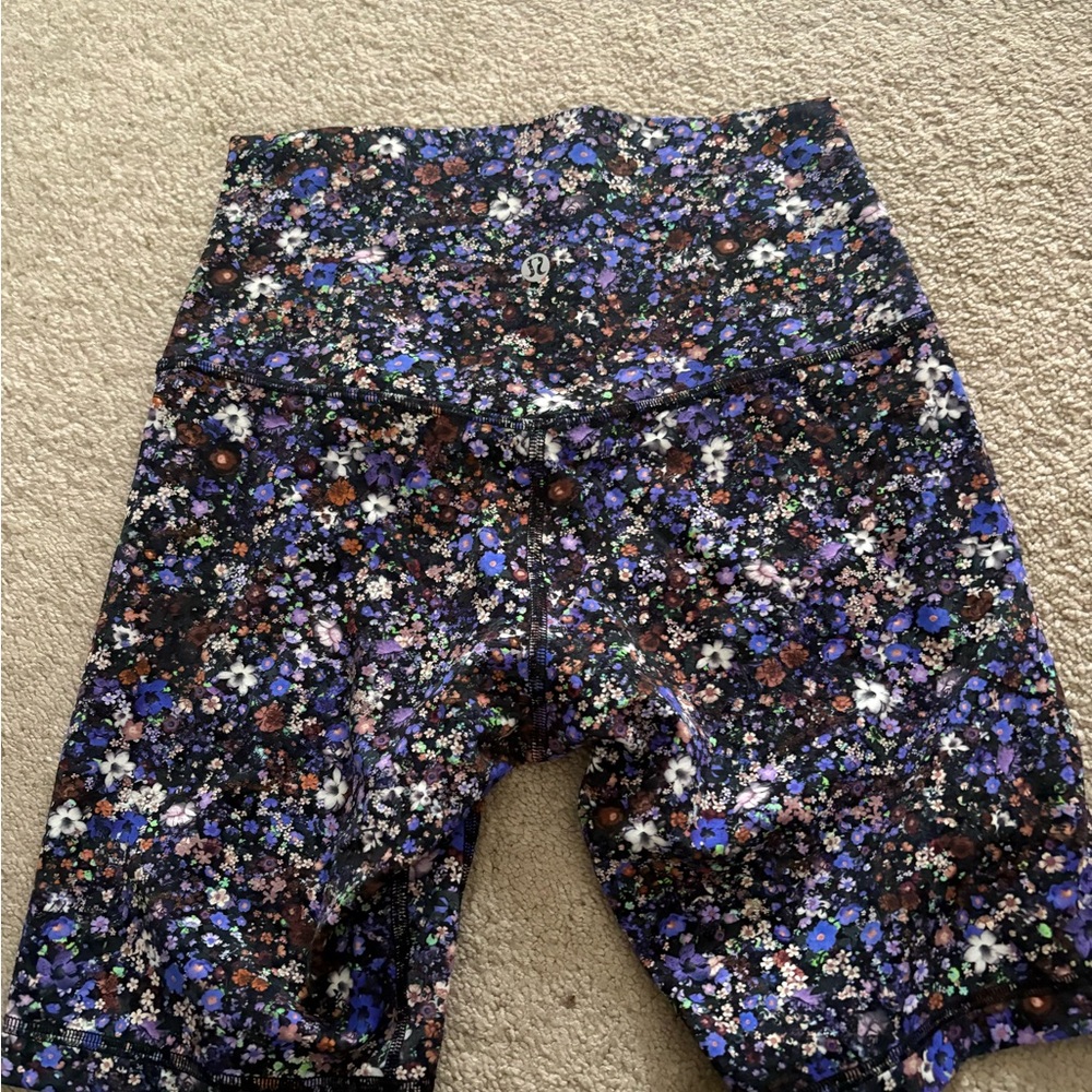 Floral Patterned High-Waisted Leggings